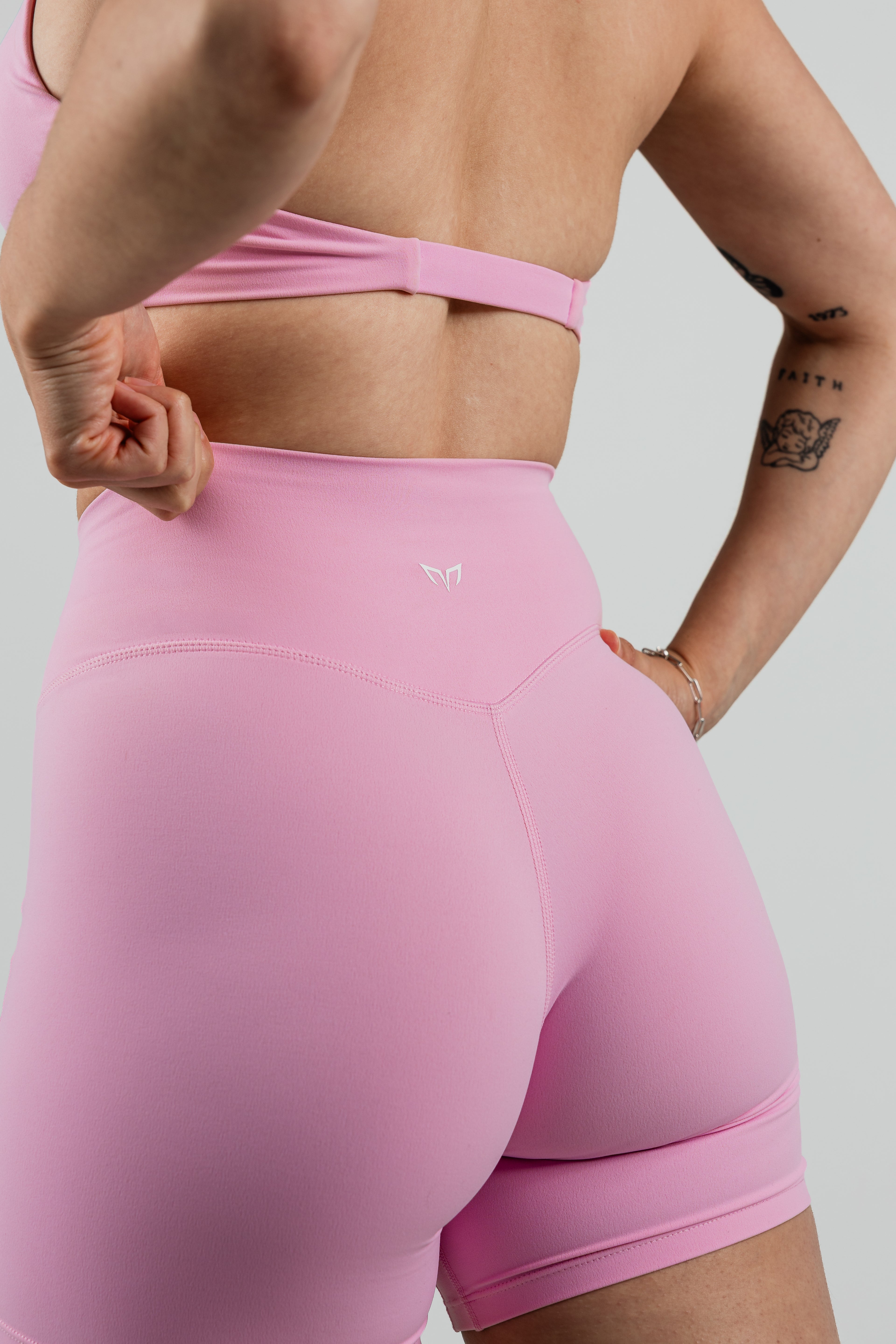 Apex Shorts