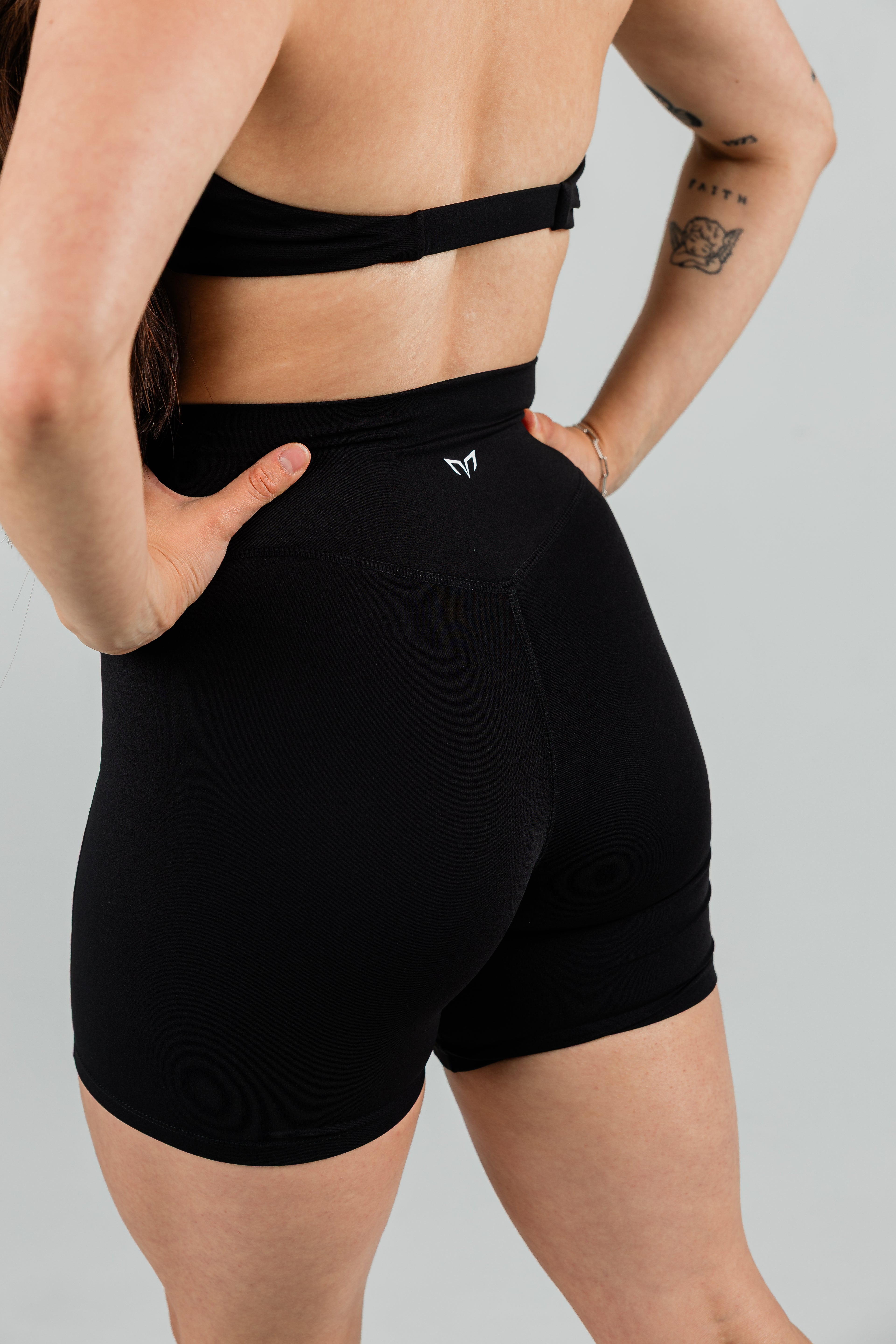 Apex Shorts